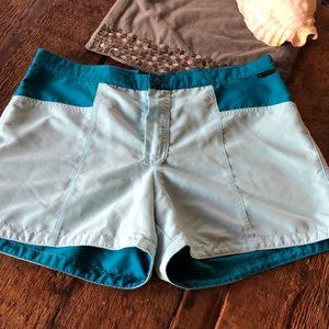 🆕Columbia teal and aqua board shorts